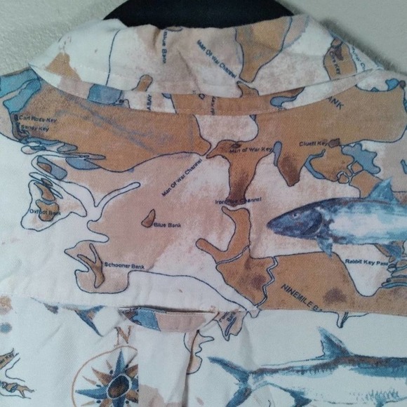 Columbia Sportswear Map Fish Button Down Shirt Large - Picture 11 of 11